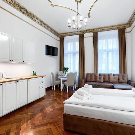 1899 By Platinum Щецин