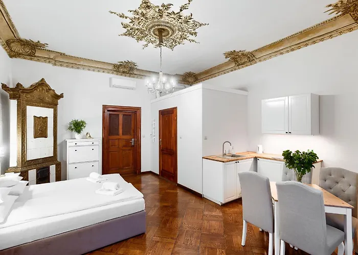 1899 By Platinum Szczecin